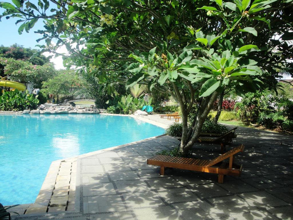 Sutanraja Hotel Manado Exterior photo