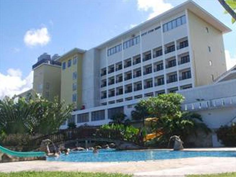 Sutanraja Hotel Manado Exterior photo