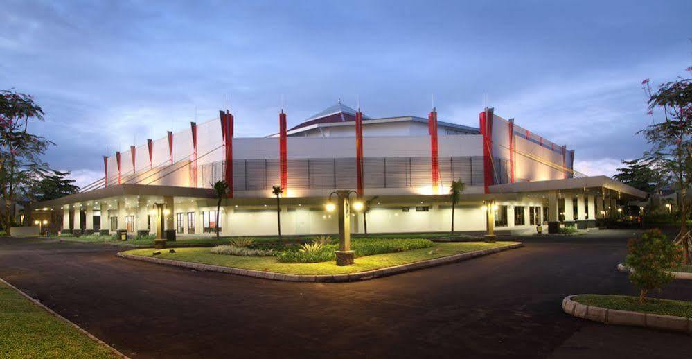 Sutanraja Hotel Manado Exterior photo