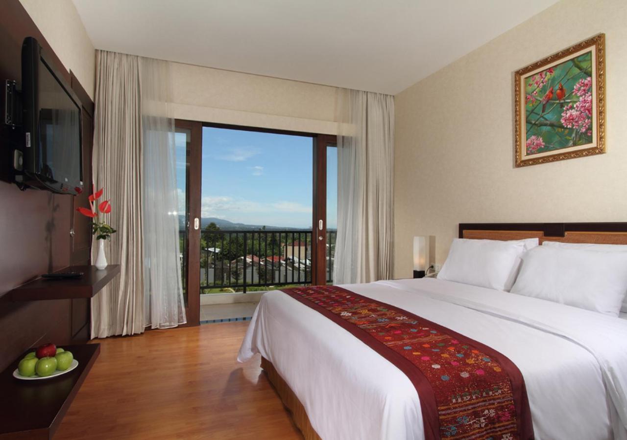 Sutanraja Hotel Manado Exterior photo